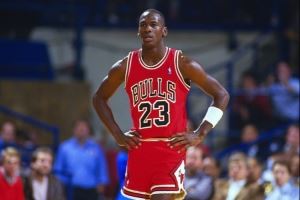 1984年的今天：乔丹第3顺位被公牛选中 大梦状元 巴克利成5号秀